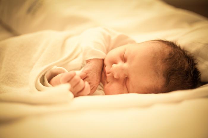 можно ли новорожденному спать на животе после еды